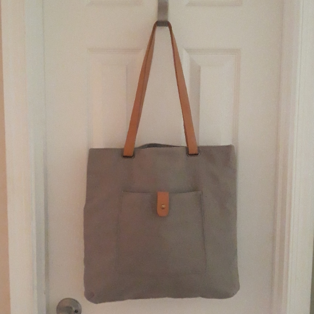 Hearth & Hand with Mangnolia tote bag